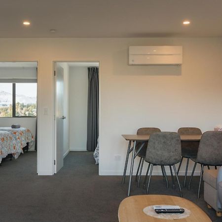Entire Unit - 18 Rodman - Newly Furnished Apartment Лейк Текапо Екстериор снимка