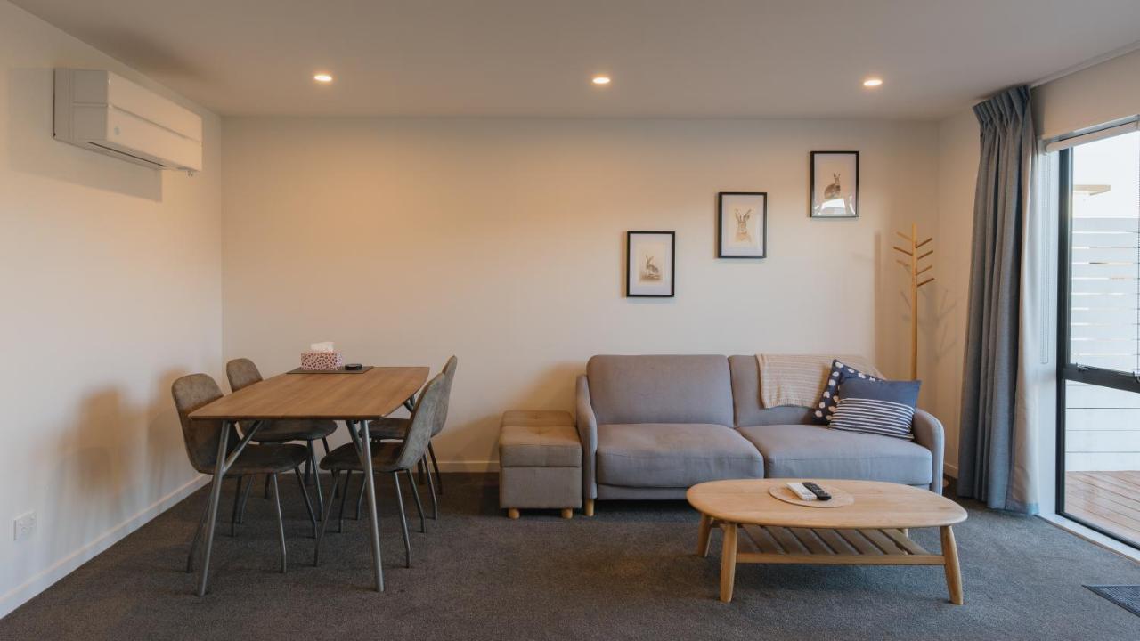 Entire Unit - 18 Rodman - Newly Furnished Apartment Лейк Текапо Екстериор снимка