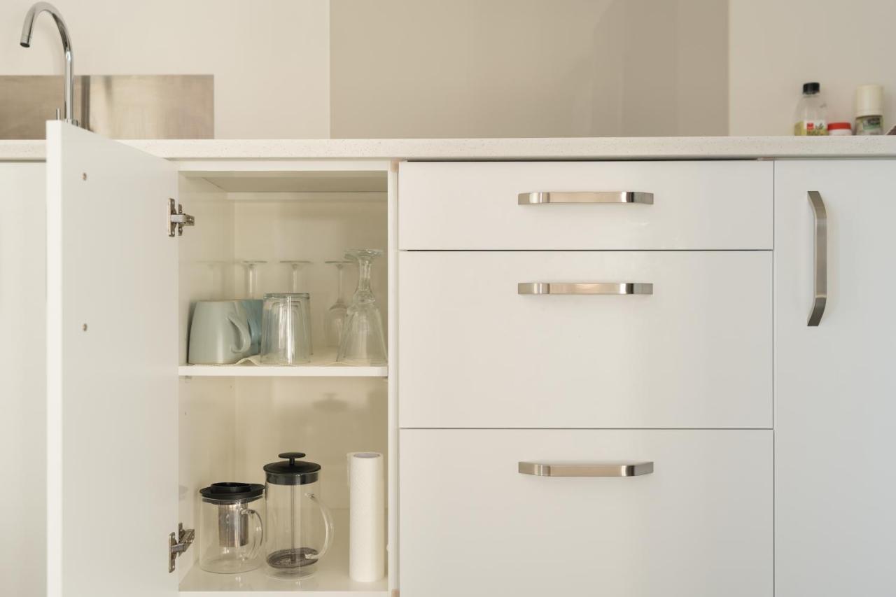 Entire Unit - 18 Rodman - Newly Furnished Apartment Лейк Текапо Екстериор снимка